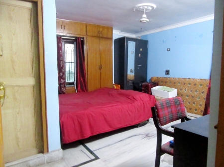 1725508483-3) Li id 361 - Master Bedroom.JPG